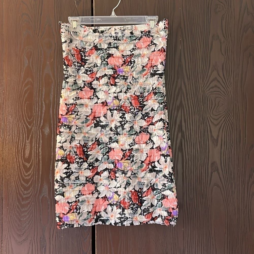 Body Central strapless, multi-colored, ruffled dress. Size Medium